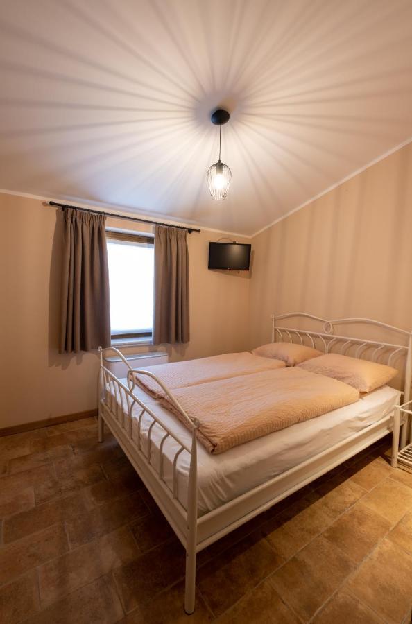 Farm Stay Malovscevo Vitovlje Eksteriør billede